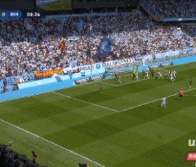 乐鱼在线服务-⚽瑞典超半场：卡尔森、布苏拉季奇破门，马尔默暂2-0赫根