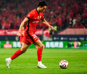 记者：如果刘若钒亚冠也有所表现，下次说不定能入选国足集训