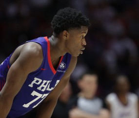 乐鱼-效率不高！探花埃奇库姆14投仅4中拿到15分 三分6中1